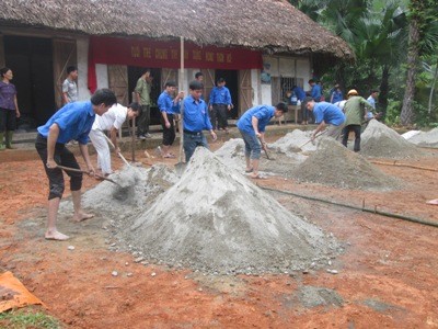 Yen Bai youths join in new rural development effort - ảnh 2